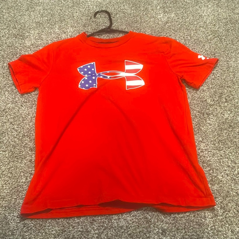 YOUTH XL UNDER ARMOR RED AMERICA LOGO